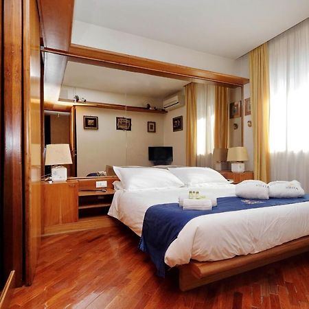 Frattina Family Romantic Superior Suite Exterior foto