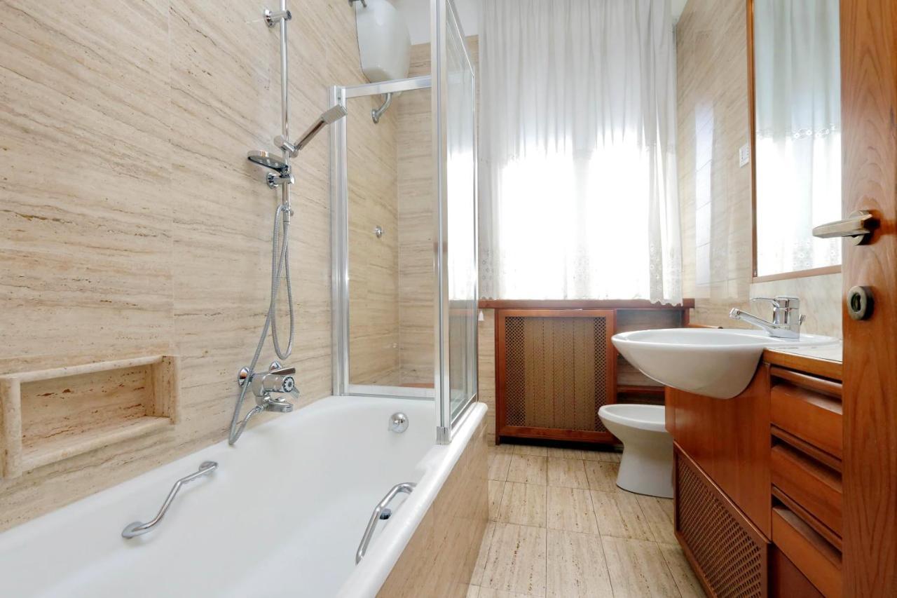 Frattina Family Romantic Superior Suite Exterior foto