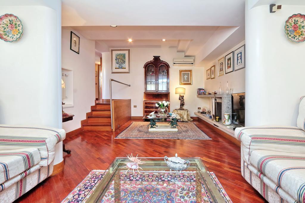 Frattina Family Romantic Superior Suite Exterior foto