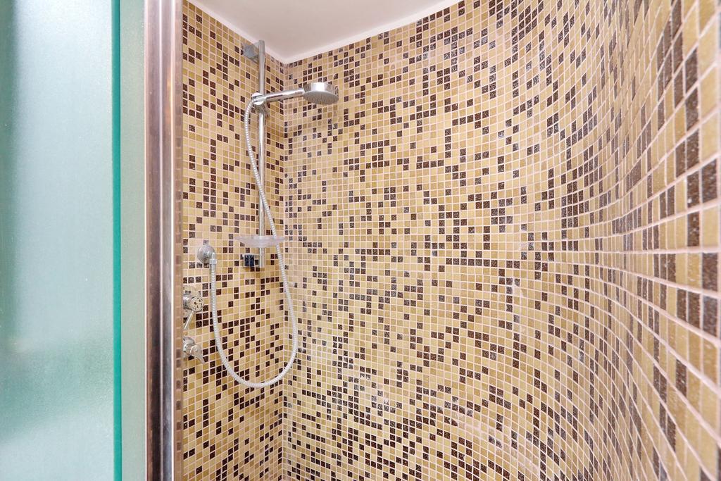 Frattina Family Romantic Superior Suite Exterior foto