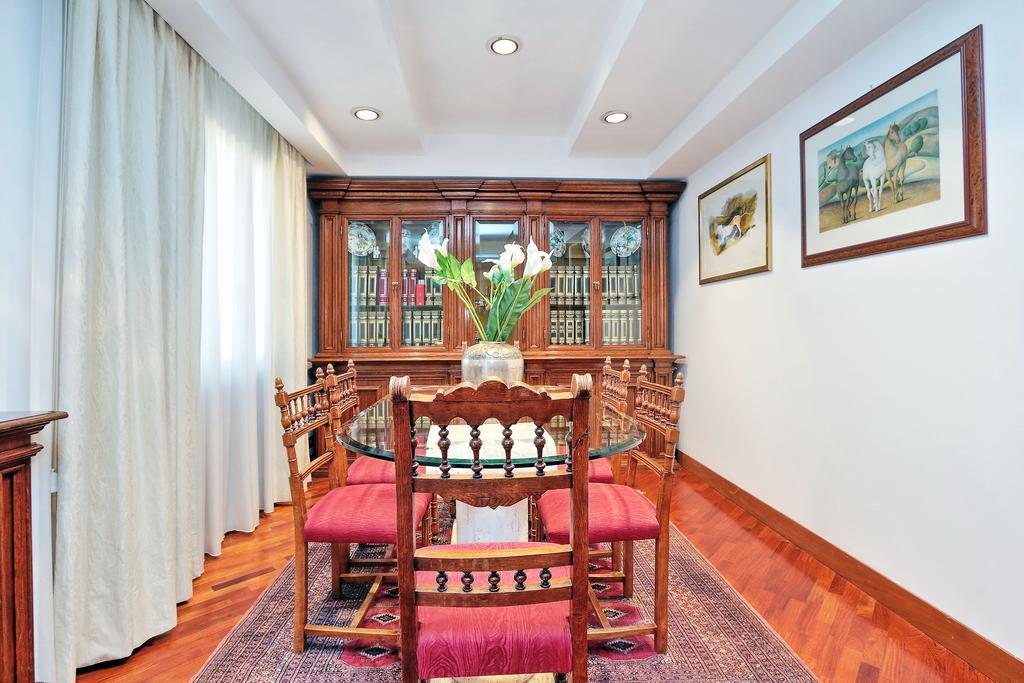 Frattina Family Romantic Superior Suite Exterior foto